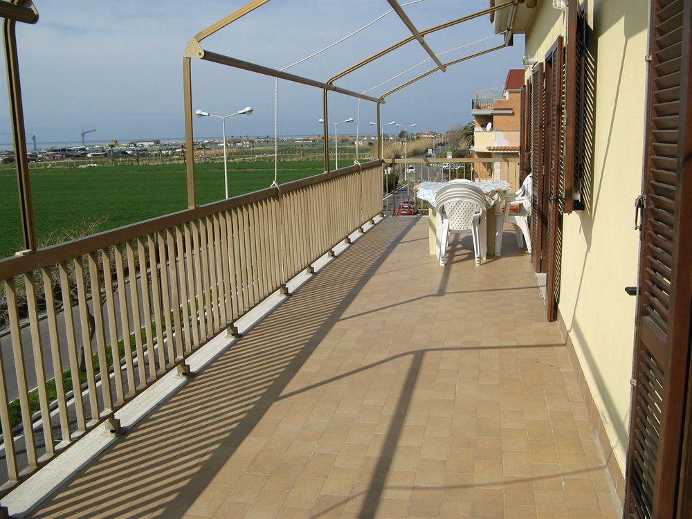 B&B La Casetta Ladispoli Buitenkant foto